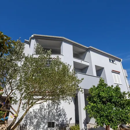 Apartment Lavanda Mandre